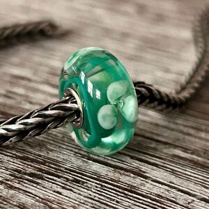 TROLLBEADS Forest Anemones LAA 925S Perfect! Emerald Green Flowers & Swirls